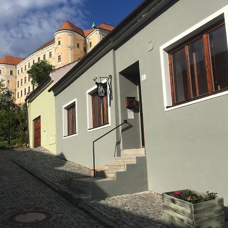 Castle-Wall-Inn Mikulov Exteriör bild